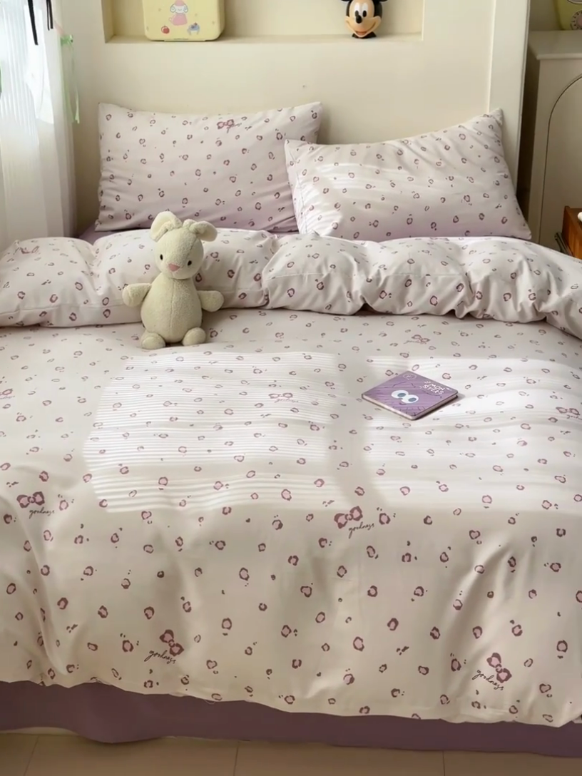 91家纺网 家纺一手货源 找家纺 冕悠家纺 2025新款热款A类高克重针织双层纱四件套系列 （提供买家秀） 豹纹紫