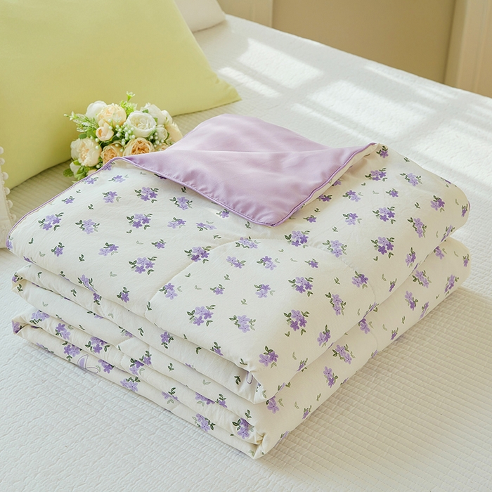 91家纺网 家纺一手货源 找家纺 梦恬佳 2025新款A类水洗皱皱棉夏凉被 撞进晚风