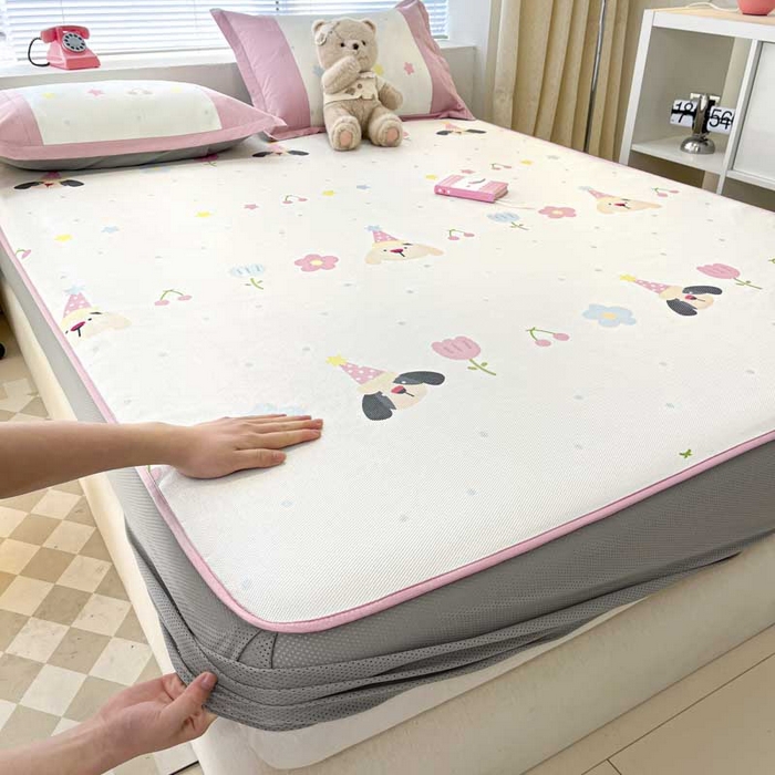 91家纺网 家纺一手货源 找家纺 鑫琪莱家纺 2025新款数码印花加密冰藤凉席三件套 床笠款-休闲时光