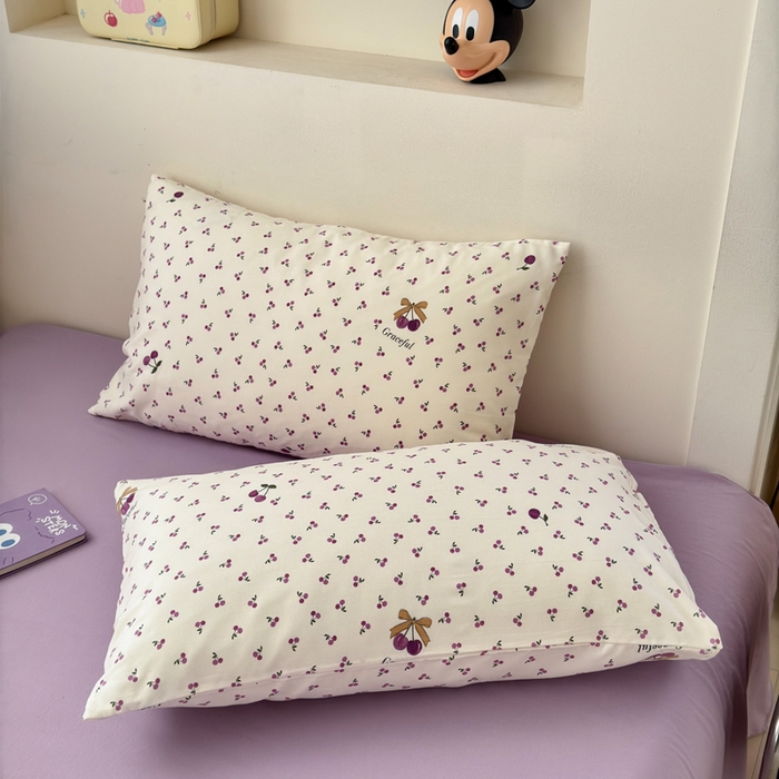 91家纺网 家纺一手货源 找家纺 冕悠家纺 2025新款热款A类高克重针织双层纱四件套系列 （提供买家秀） 紫樱桃