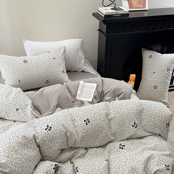 91家纺网 家纺一手货源 找家纺 时年家纺 2025新款全棉有氧双层纱四件套-碎花系列 白茶籽