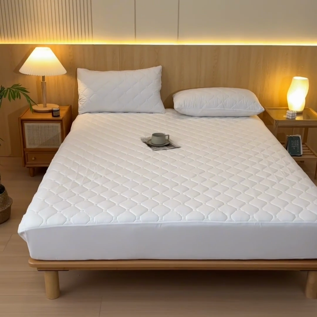 91家纺网 家纺一手货源 找家纺 梵克保罗 2025新款纯色加棉防水大豆纤维床笠 雅典白