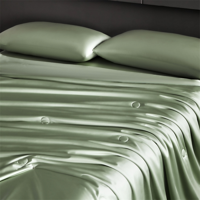 91家纺网 家纺一手货源 找家纺 雯豆家纺 2025夏季新品锦纶+氨纶高档冰丝凉感夏被空调被7A抗菌薄被芯 冰芙绸夏被-橄榄绿