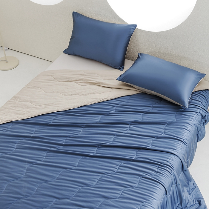 91家纺网 家纺一手货源 找家纺 恩和家纺 2025新款柔光缎冰美式凉感夏被被子被芯 布鲁蓝