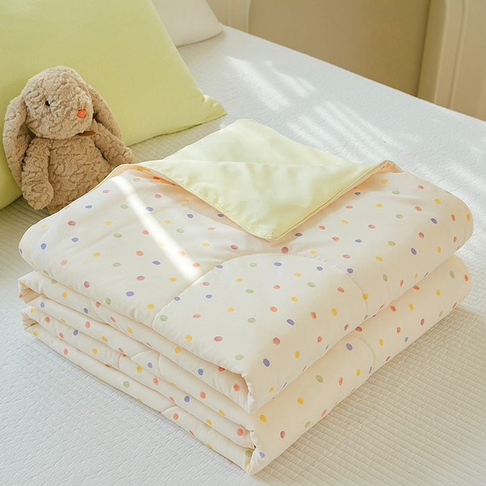 91家纺网 家纺一手货源 找家纺 梦恬佳 2025新款A类水洗皱皱棉夏凉被 小波点