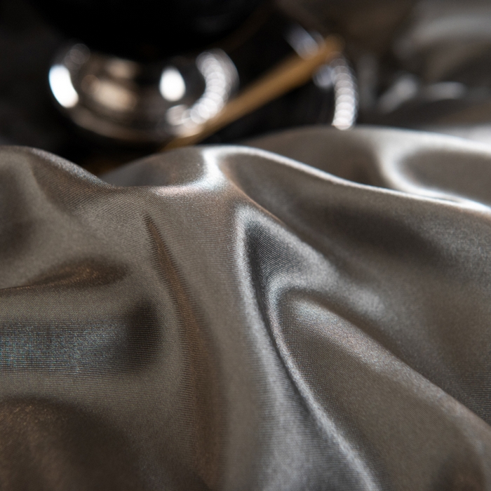 91家纺网 家纺一手货源 找家纺 畅销被业 2025新款仿真丝四季被 仿真丝-高级灰色