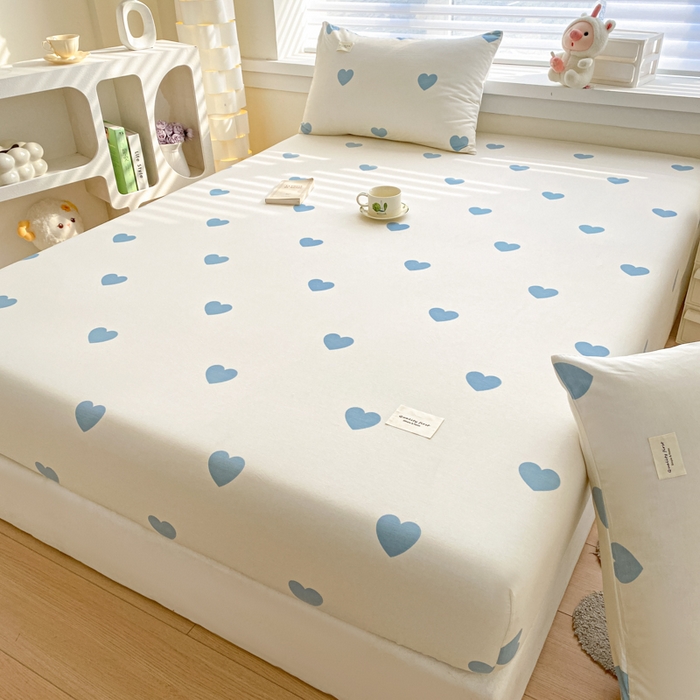 91家纺网 家纺一手货源 找家纺 梵克保罗 2025新款亲肤舒适全棉印花系列床笠 爱心心