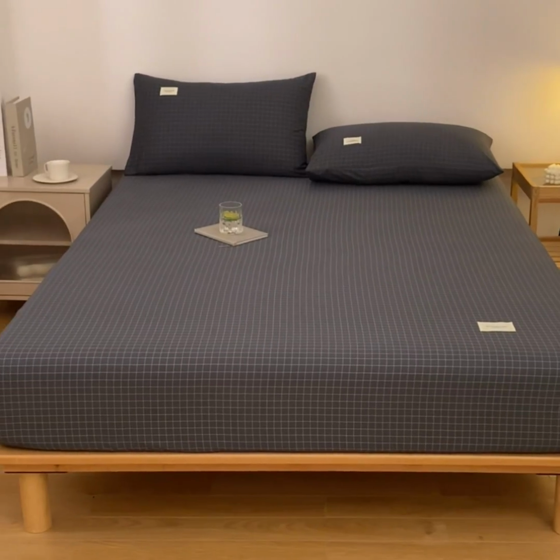 91家纺网 家纺一手货源 找家纺 梵克保罗 2025新款亲肤舒适全棉印花系列床笠 小黑格