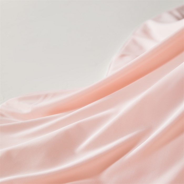 91家纺网 家纺一手货源 找家纺 雯豆家纺 2025夏季新品7A抗菌氨纶凉感丝夏凉被冰丝双人抑菌薄款透气薄被芯 冻冻凉感夏被-白桃粉+暖米色