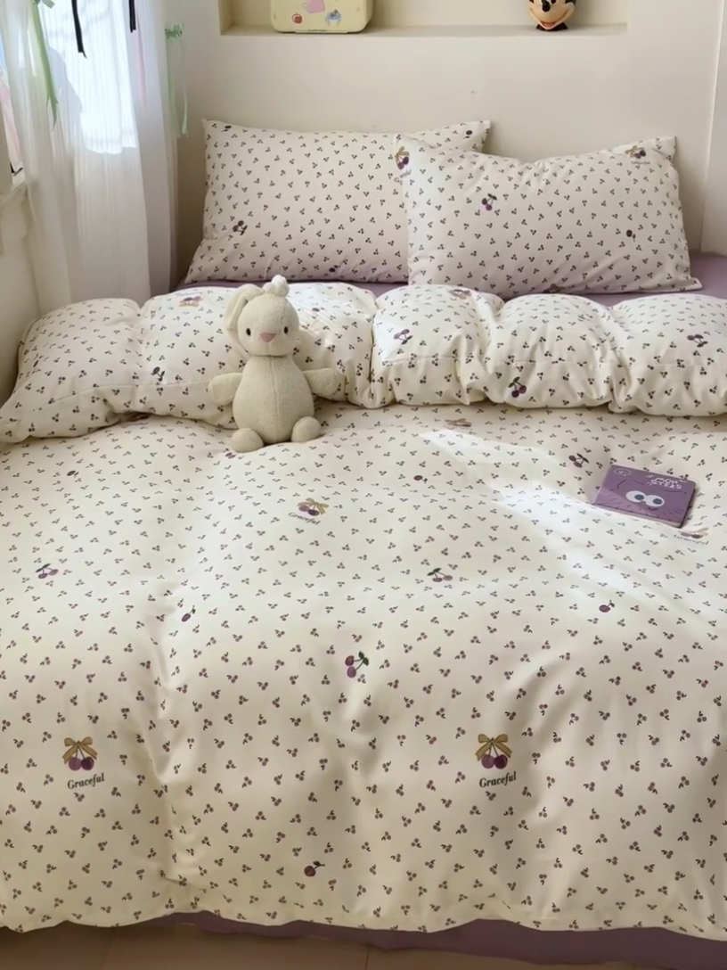 91家纺网 家纺一手货源 找家纺 冕悠家纺 2025新款热款A类高克重针织双层纱四件套系列 （提供买家秀） 紫樱桃