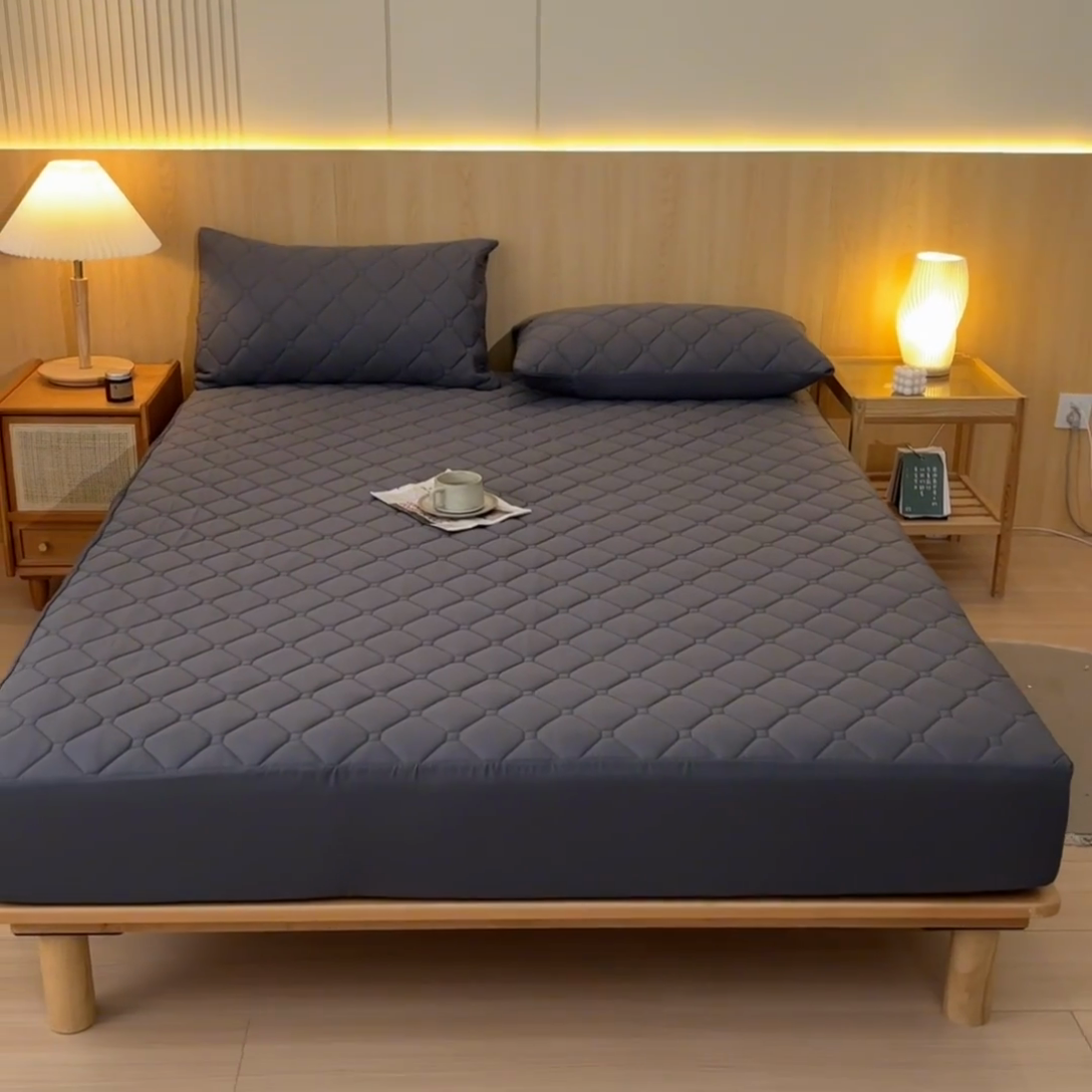 91家纺网 家纺一手货源 找家纺 梵克保罗 2025新款纯色加棉防水大豆纤维床笠 深灰