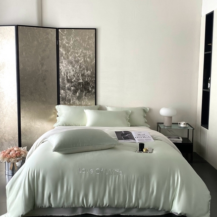 91家纺网 家纺一手货源 找家纺 （总）优悦 2025新款冰丝印花刺绣双拼四件套-漫心