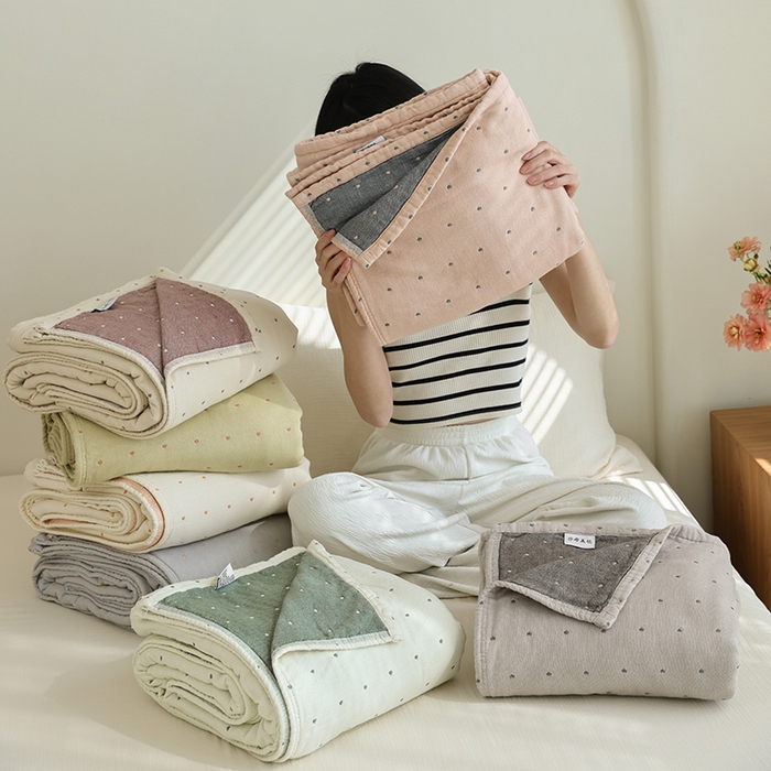 91家纺网 家纺一手货源 找家纺 雯雨2025新款A类全棉四层爱心刺绣纱布毛巾被 组合图