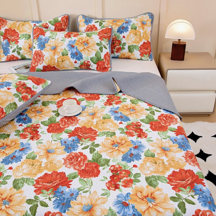 91家纺网 家纺一手货源 找家纺 情煊家纺 2025新款双面全棉夹棉床盖三件套 锦绣年华