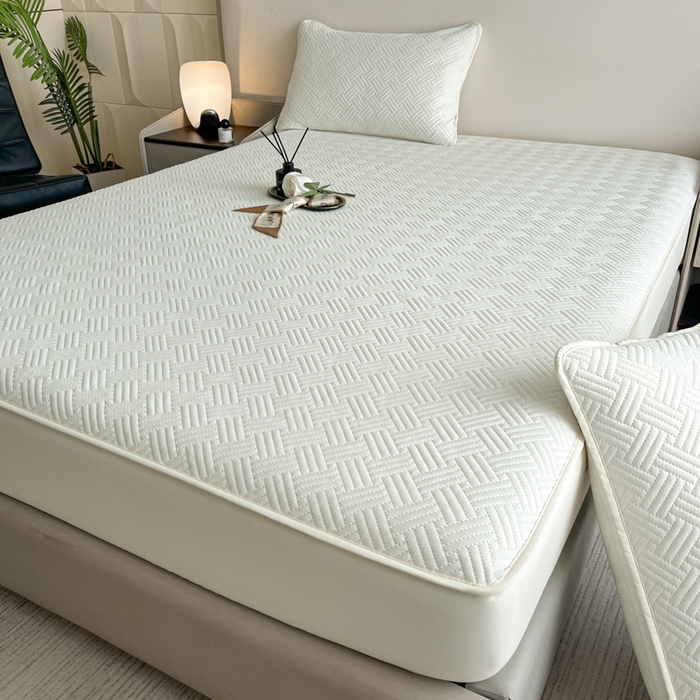 91家纺网 家纺一手货源 找家纺 梵克保罗 2025新款凉感丝床笠凉席三件套--饼干系列 白色