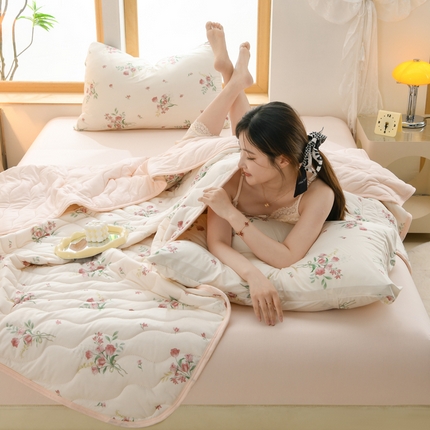 91家纺网 家纺一手货源 找家纺 圣靓 2025新款A类针织棉夏被夏凉被 闲趣时光