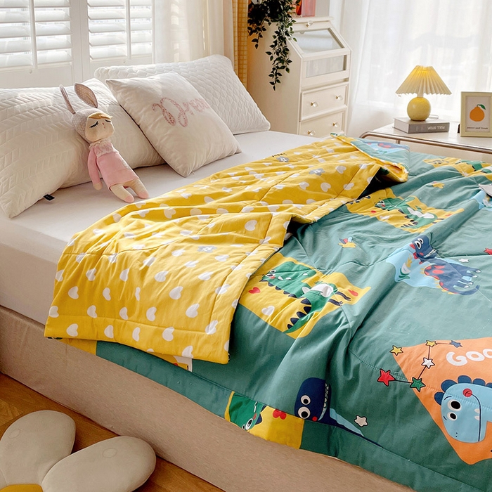 91家纺网 家纺一手货源 找家纺 （自己工厂 有网销大热款 网销帮推可合作优惠）2025新款全棉夏被空调被夏凉被纯棉夏季儿童棉花薄被子 恐龙家族-绿