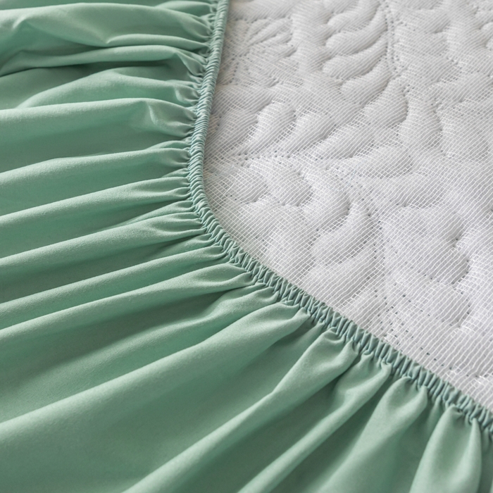 91家纺网 家纺一手货源 找家纺 梵克保罗 2025新款简约纯色水洗棉防水夹棉床笠 墨绿