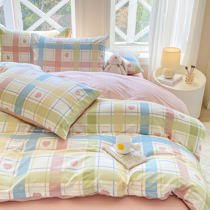 91家纺网 家纺一手货源 找家纺 念家居 2025新款直播爆款三件套印花小清新13070全棉四件套 爱心格-粉