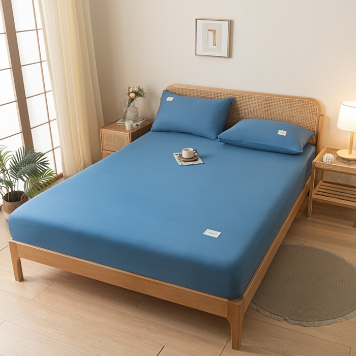 91家纺网 家纺一手货源 找家纺 梵克保罗 2025新款亲肤舒适全棉13372喷气纯色单枕套 运动蓝