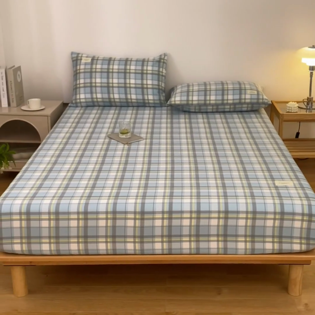 91家纺网 家纺一手货源 找家纺 梵克保罗 2025新款亲肤舒适全棉印花系列床笠 简兮蓝