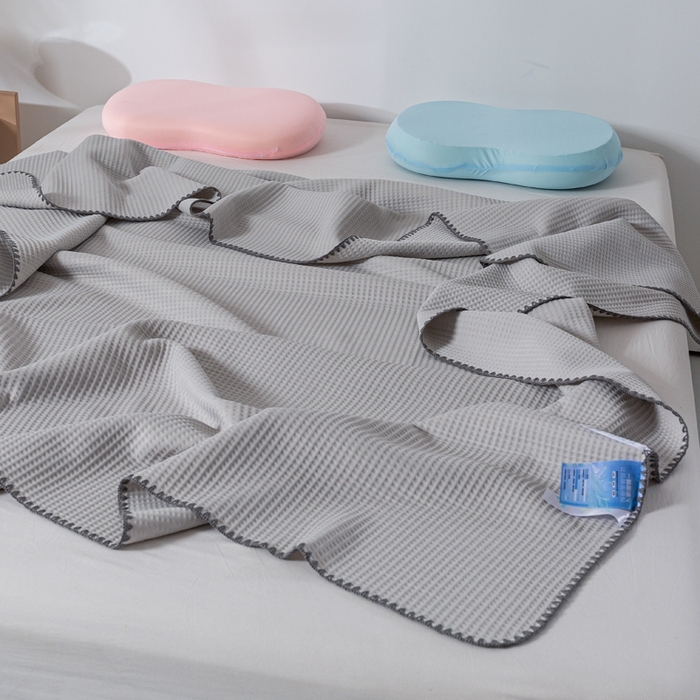 91家纺网 家纺一手货源 找家纺 柏薇2025新款A类华夫格400g凉感丝盖毯多功能双面用凉感夏凉被 双面纯凉感-星空灰