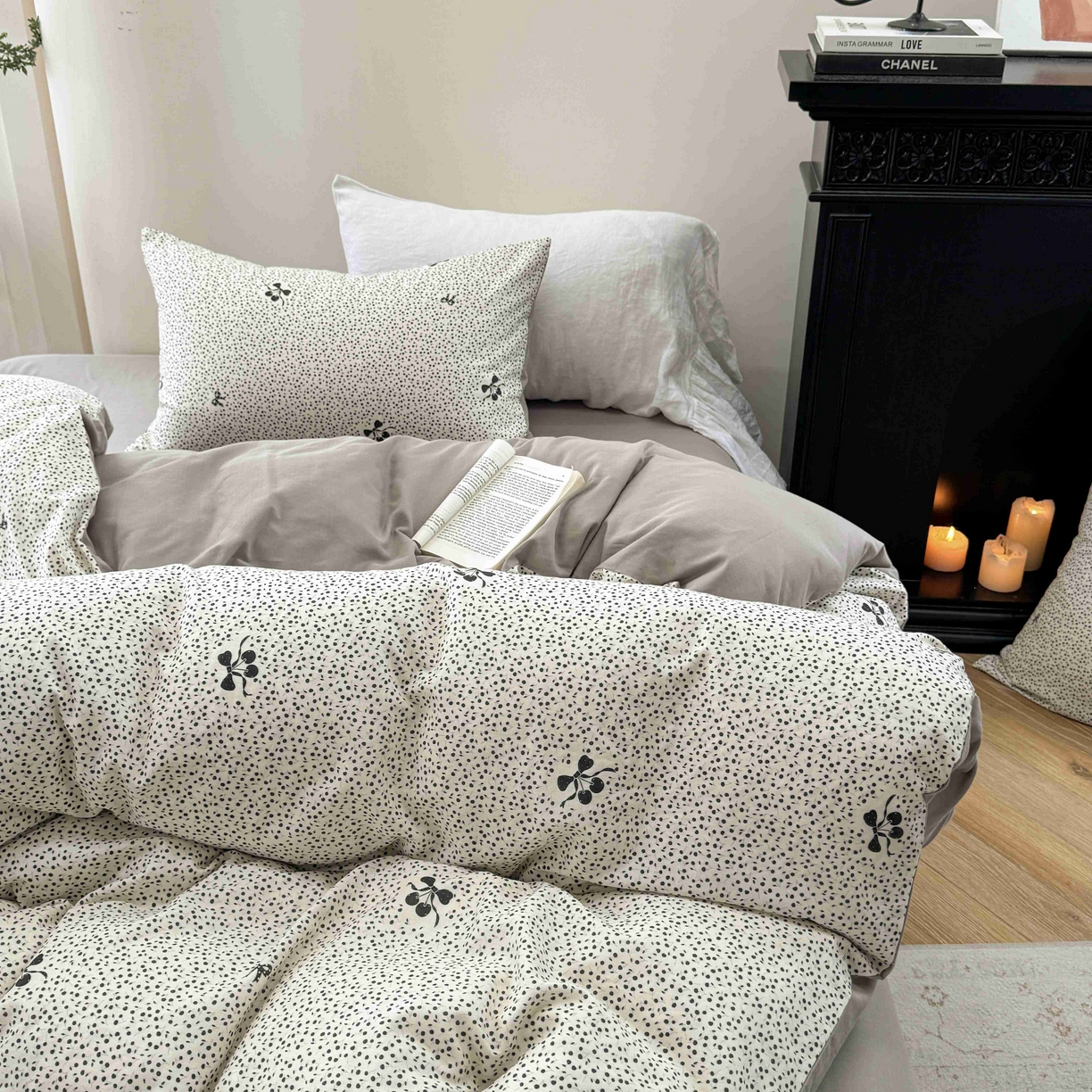 91家纺网 家纺一手货源 找家纺 时年家纺 2025春夏新款全棉纯棉有氧双层纱四件套-碎花系列 白茶籽