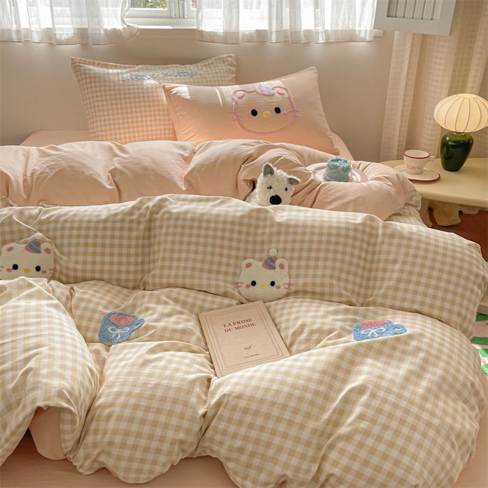 91家纺网 家纺一手货源 找家纺 星座家纺 2025新款水洗棉毛巾绣四件套 笑脸KT 杏格