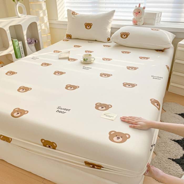 91家纺网 家纺一手货源 找家纺 梵克保罗 2025新款亲肤舒适全棉印花系列床笠 小熊熊