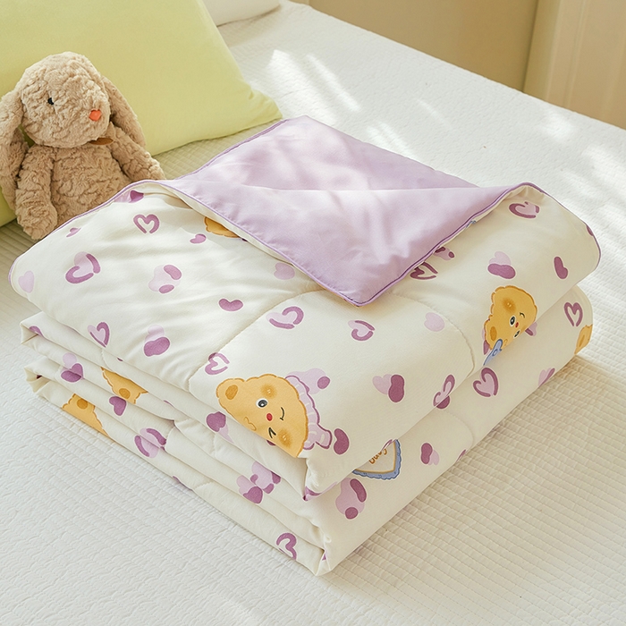 91家纺网 家纺一手货源 找家纺 梦恬佳 2025新款A类水洗皱皱棉夏凉被 甜甜黄油熊