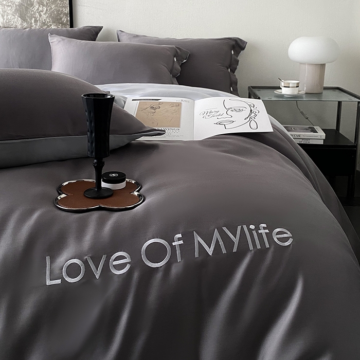 91家纺网 家纺一手货源 找家纺 优悦 2025新款冰丝印花刺绣双拼四件套-漫心 流光灰