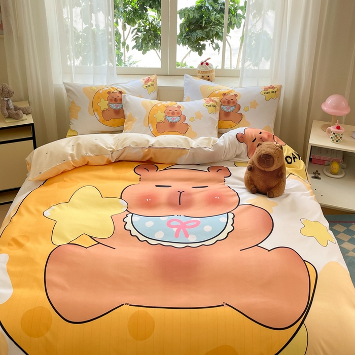 91家纺网 家纺一手货源 找家纺 博雅 2025新款全棉大版印花四件套-卡皮巴拉 晚安卡皮巴拉