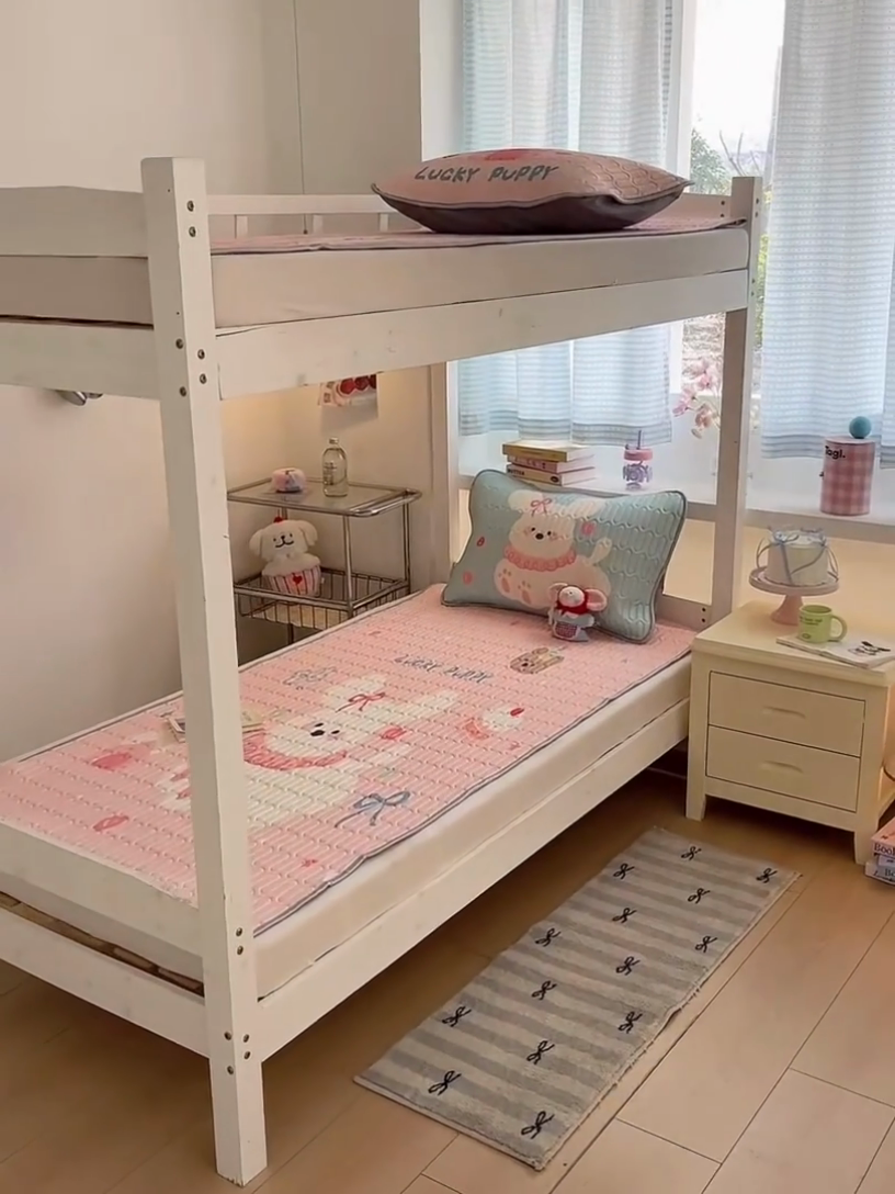 91家纺网 家纺一手货源 找家纺 川悦生活 2025新款大阪宿舍凉感丝凉席 蜜心奶团