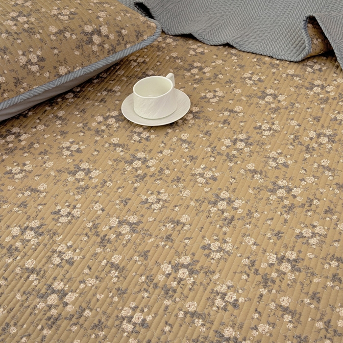 91家纺网 家纺一手货源 找家纺 情煊家纺 2025新款双面全棉夹棉床盖三件套 茶野