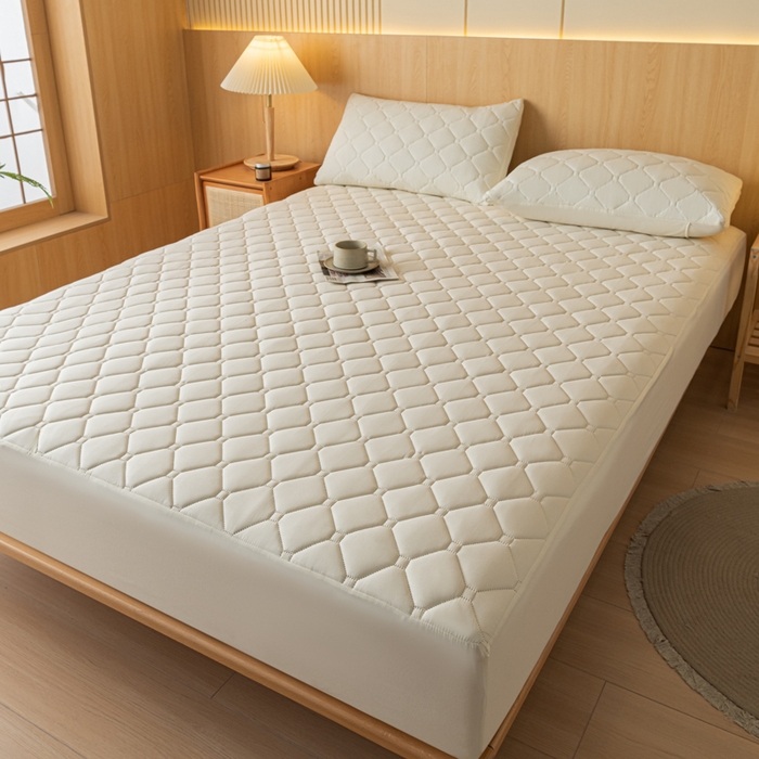 91家纺网 家纺一手货源 找家纺 梵克保罗 2025新款纯色加棉防水大豆纤维床笠 奶油白