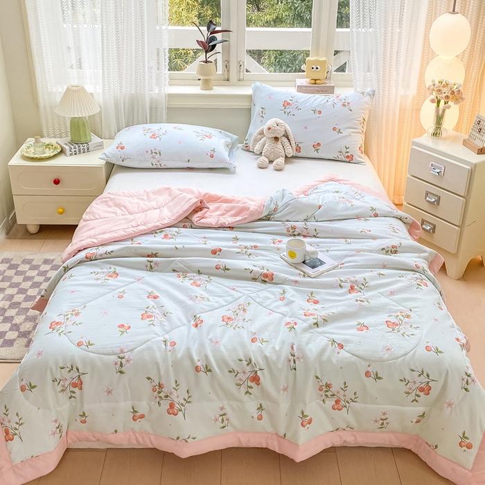 91家纺网 家纺一手货源 找家纺 穆琪 2025年新款小清新手包边夏凉被水洗棉印花夏被 寐色