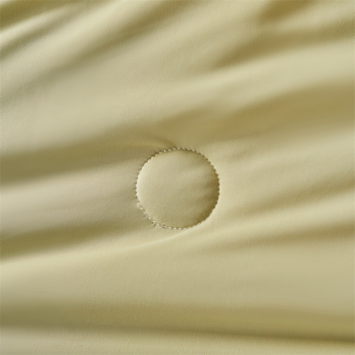 91家纺网 家纺一手货源 找家纺 雯豆家纺 2025夏季新品7A抗菌氨纶凉感丝夏凉被冰丝双人抑菌薄款透气薄被芯 冻冻凉感夏被-麦垛黄+白桃粉