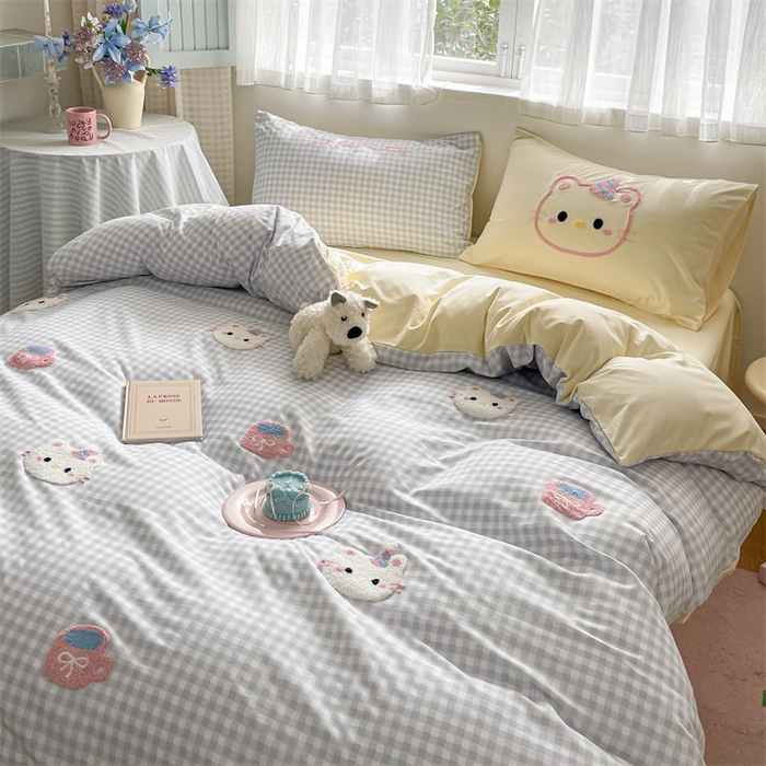 91家纺网 家纺一手货源 找家纺 星座家纺 2025新款水洗棉毛巾绣四件套 笑脸KT 蓝黄