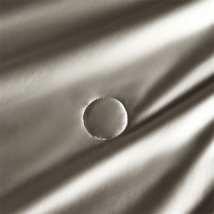 91家纺网 家纺一手货源 找家纺 雯豆家纺 2025夏季新品锦纶+氨纶高档冰丝凉感夏被空调被7A抗菌薄被芯 冰芙绸夏被-奢华槟