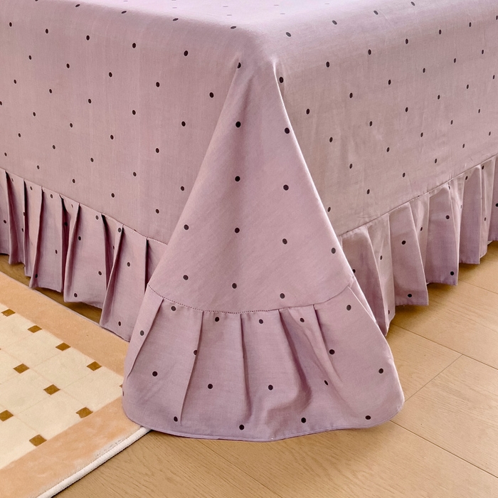 91家纺网 家纺一手货源 找家纺 2025新款全棉花边款床单 紫圆点