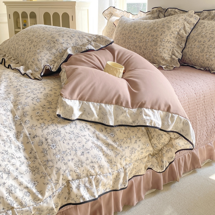 91家纺网 家纺一手货源 找家纺 仟网汇 2025新款赫本针织双层纱床盖四件套 花满楼