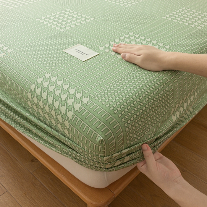 91家纺网 家纺一手货源 找家纺 梵克保罗 2025新款亲肤舒适全棉印花系列床笠 莫尼绿