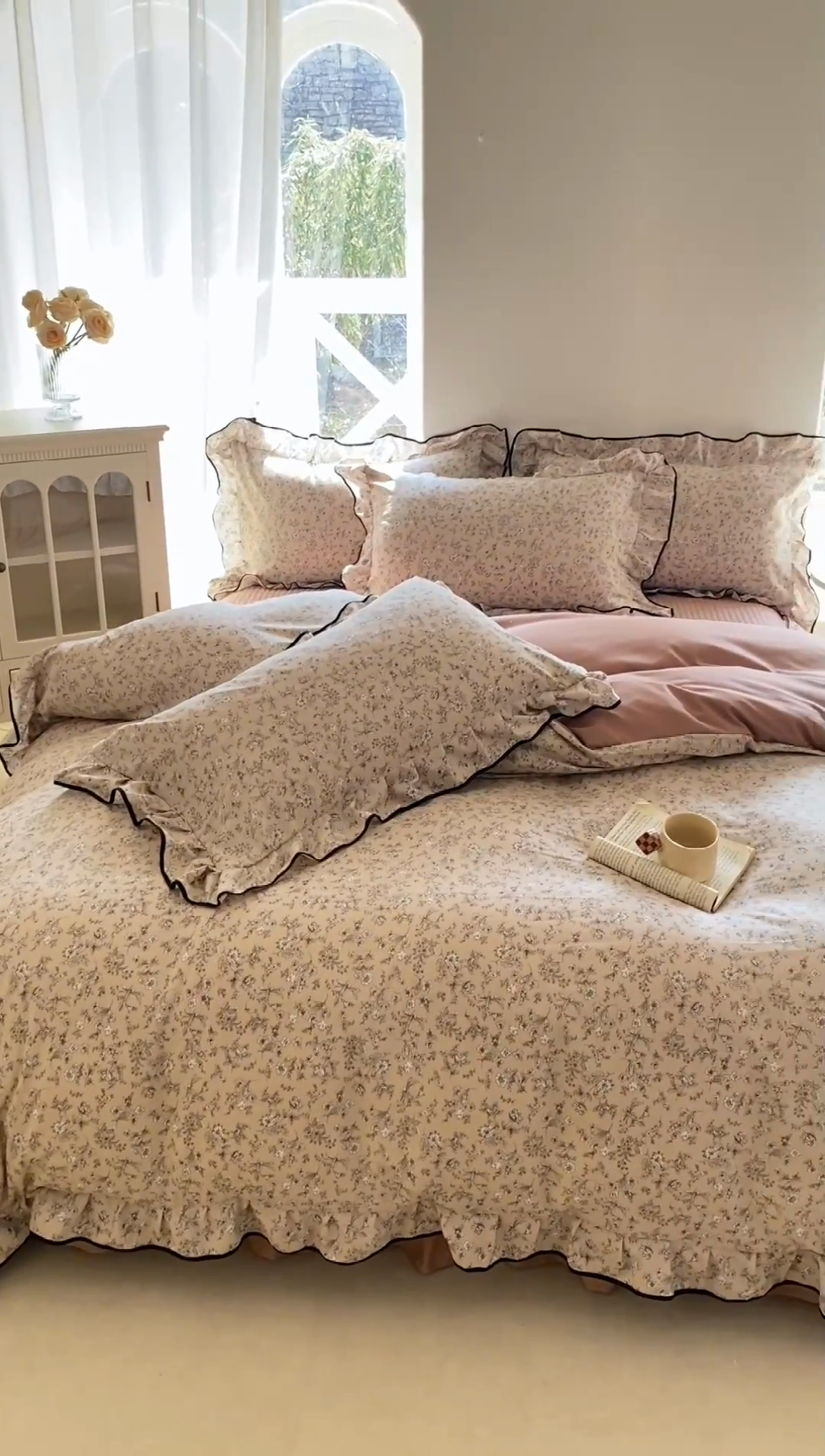 91家纺网 家纺一手货源 找家纺 仟网汇 2025新款赫本针织双层纱床盖四件套 花满楼