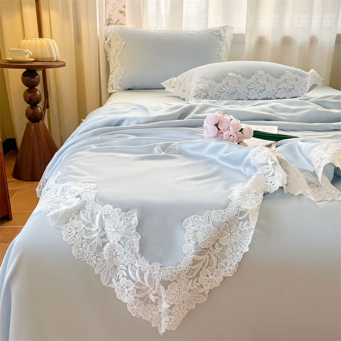 91家纺网 家纺一手货源 找家纺 雯豆家纺 2025夏季新品天丝蕾丝花边款夏被四件套夏天凉感薄被空调被 米娅-气泡蓝