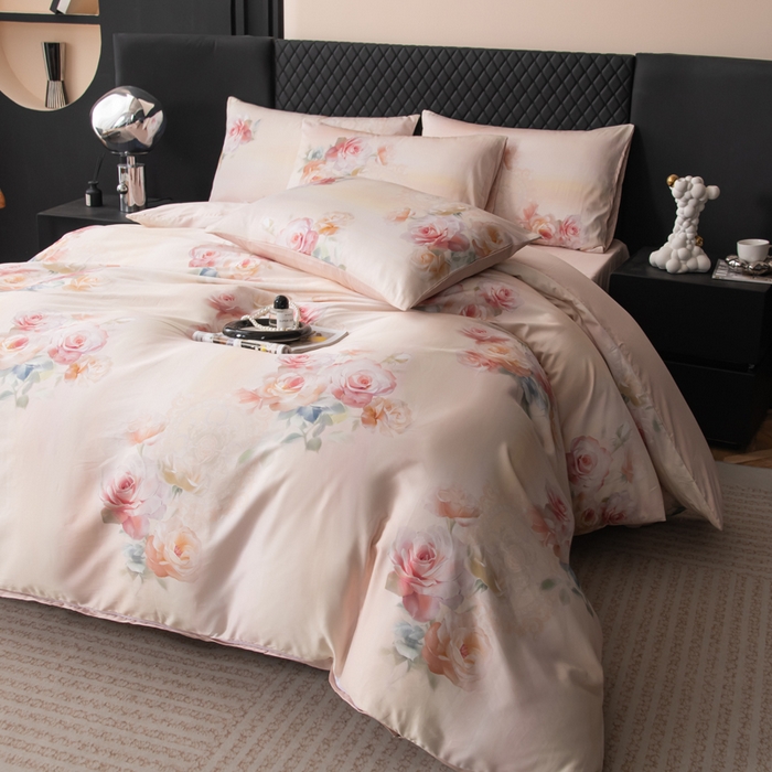 91家纺网 家纺一手货源 找家纺 氧家 2025新款60s贡缎长绒棉数码印花四件套（礼盒装） 芙贝拉