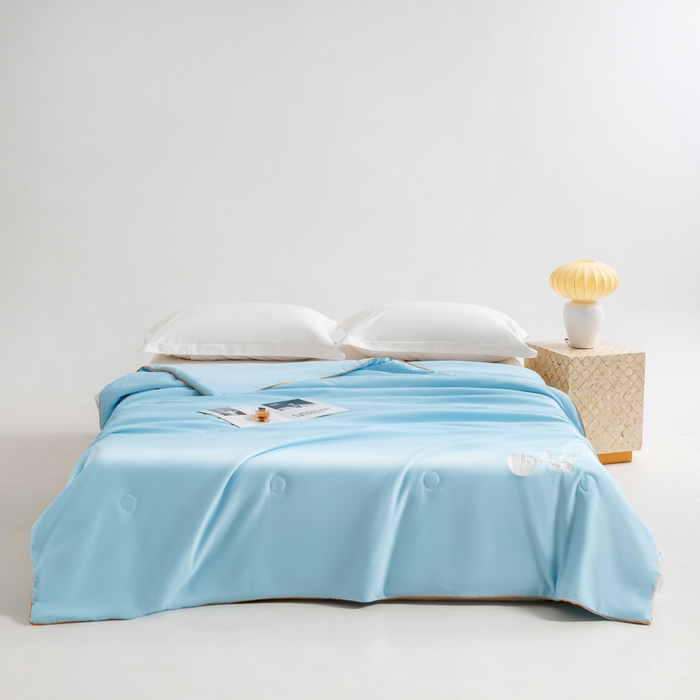 91家纺网 家纺一手货源 找家纺 眠多宝 2025新款奥地利兰精天丝刺绣夏被空调被 青兰