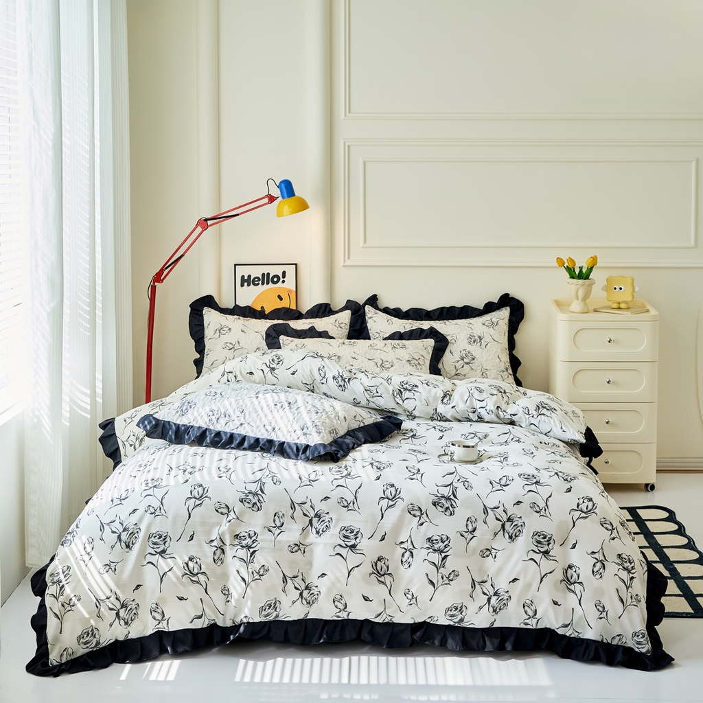 91家纺网 家纺一手货源 找家纺 蝶帕家纺 2025新款法式赫本风韩版花边水洗棉床盖四件套 水墨玫瑰