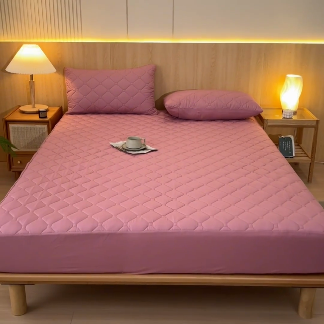 91家纺网 家纺一手货源 找家纺 梵克保罗 2025新款纯色加棉防水大豆纤维床笠 豆沙奶昔