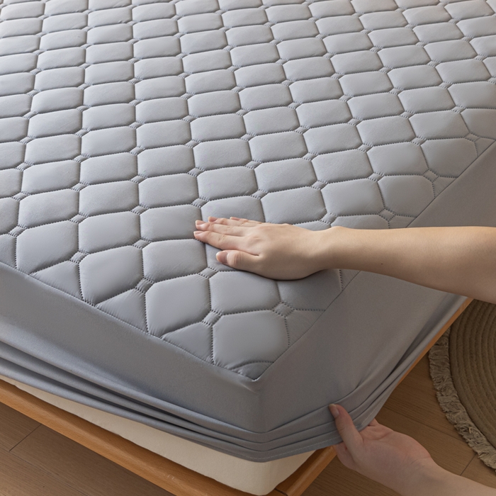 91家纺网 家纺一手货源 找家纺 梵克保罗 2025新款纯色加棉防水大豆纤维床笠 浅灰