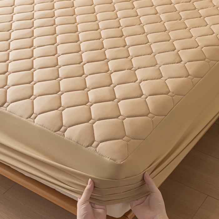 91家纺网 家纺一手货源 找家纺 梵克保罗 2025新款纯色加棉防水大豆纤维床笠 米咖